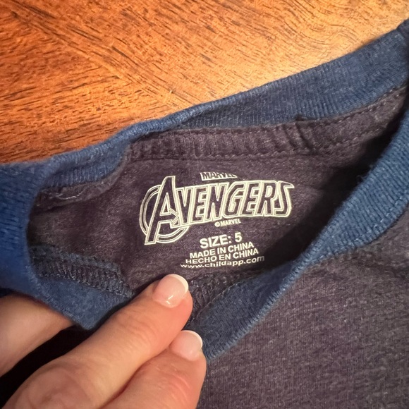 Six boys’ size 5/5t shirts, used, Spider-Man, avengers marvel - Picture 13 of 14